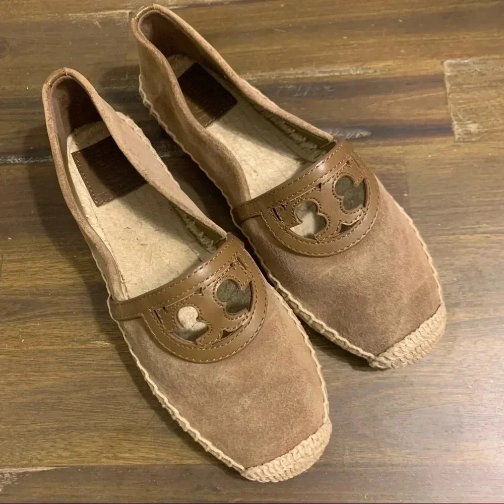 Tory Burch Sydney Espadrilles Flats Slip On Suede Leather Large Logo Olive Green